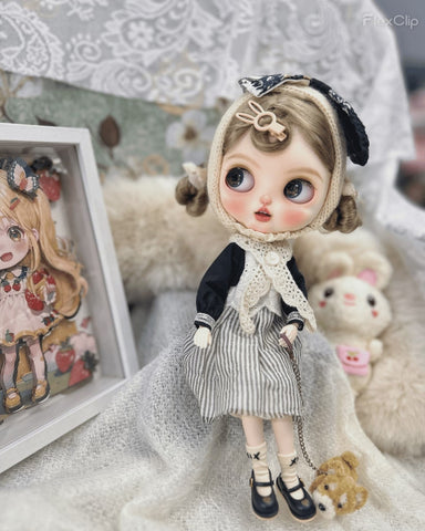 Custom Blythe Doll- Mona